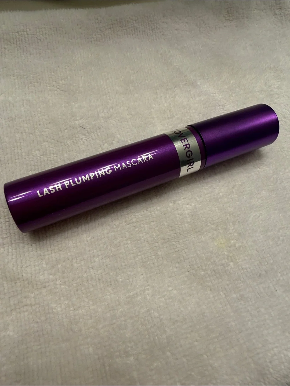 COVERGIRL Lash Plumping Mascara - Purple Tube